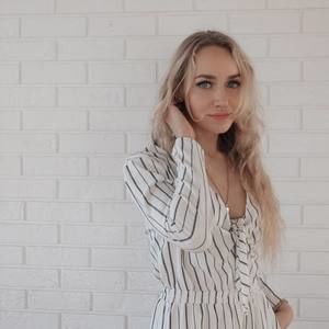 Meet your Posher, Nicola